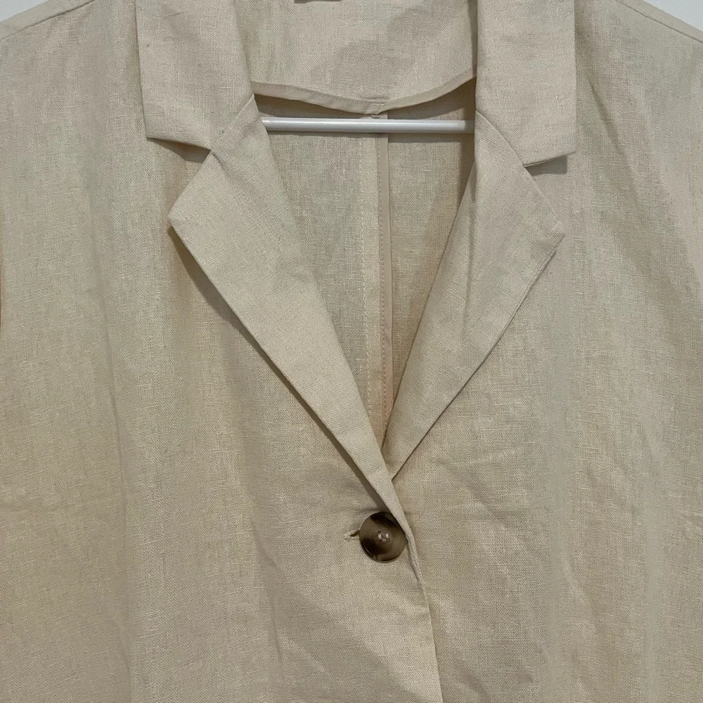 Linen blazer - Picture 4 of 4